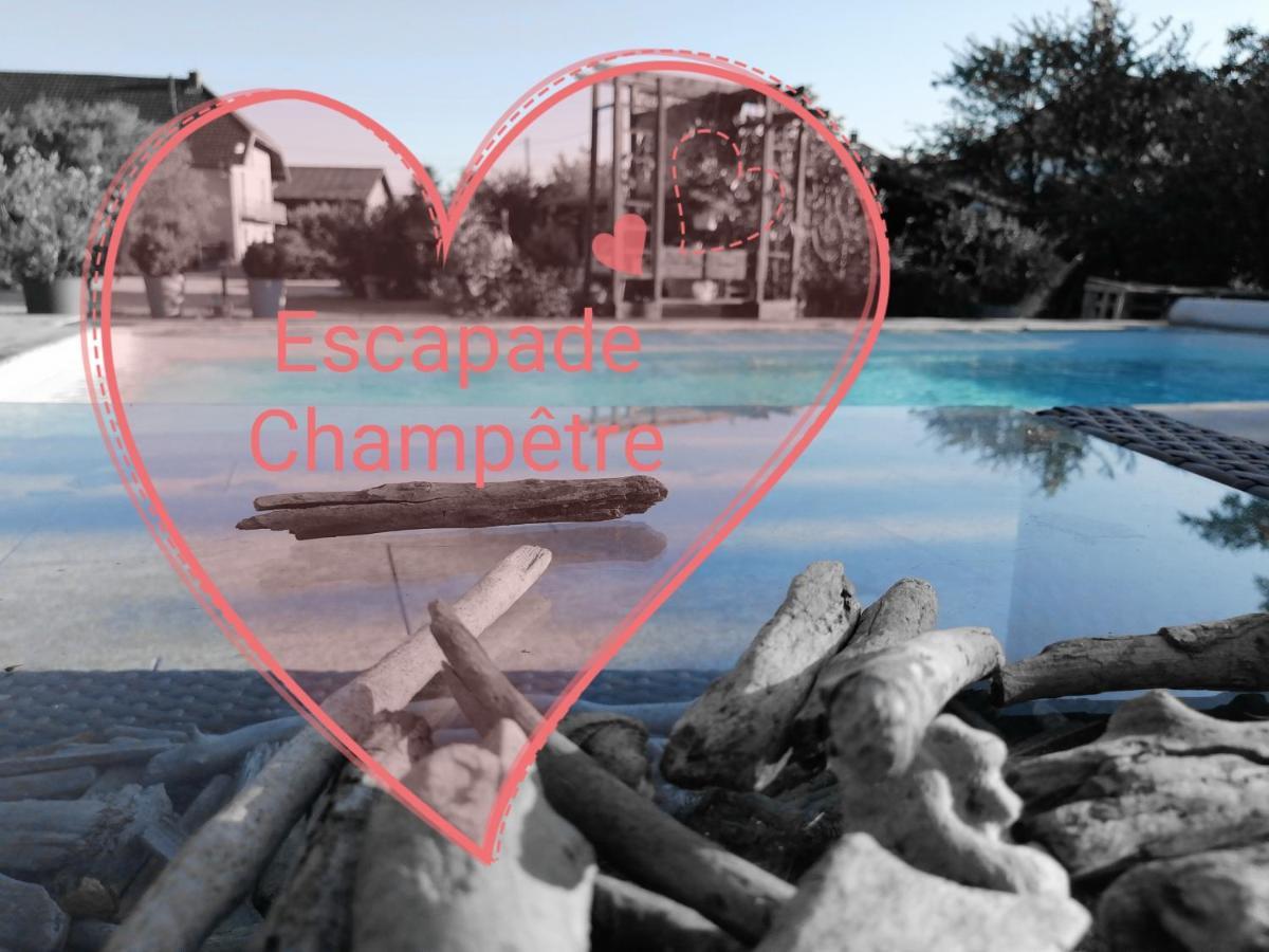 Escapade Champetre Bed and Breakfast Hauteville-sur-Fier Esterno foto